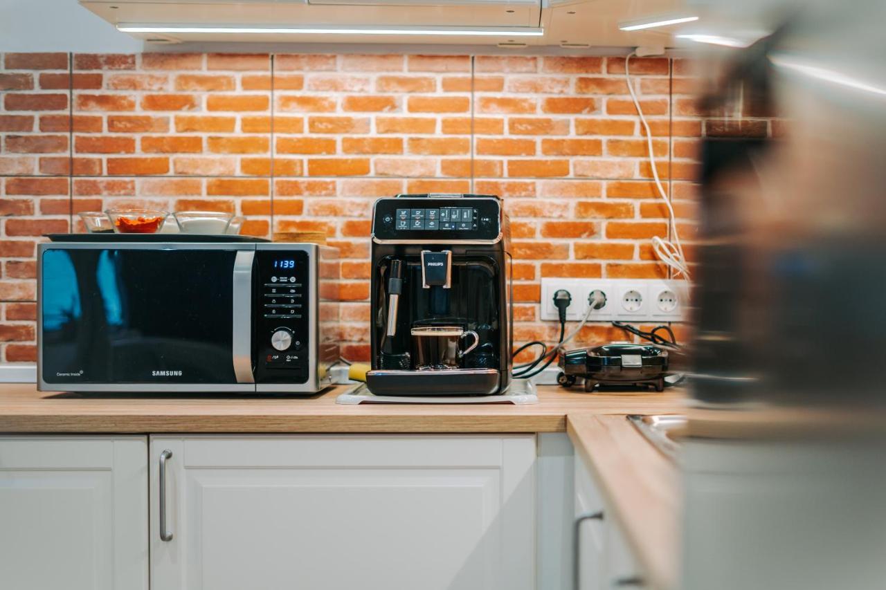 Kali Host Home Away From Home Târgu-Mureş エクステリア 写真