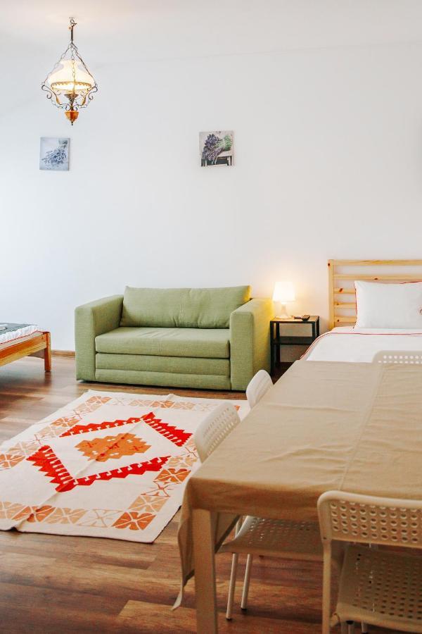 Kali Host Home Away From Home Târgu-Mureş エクステリア 写真