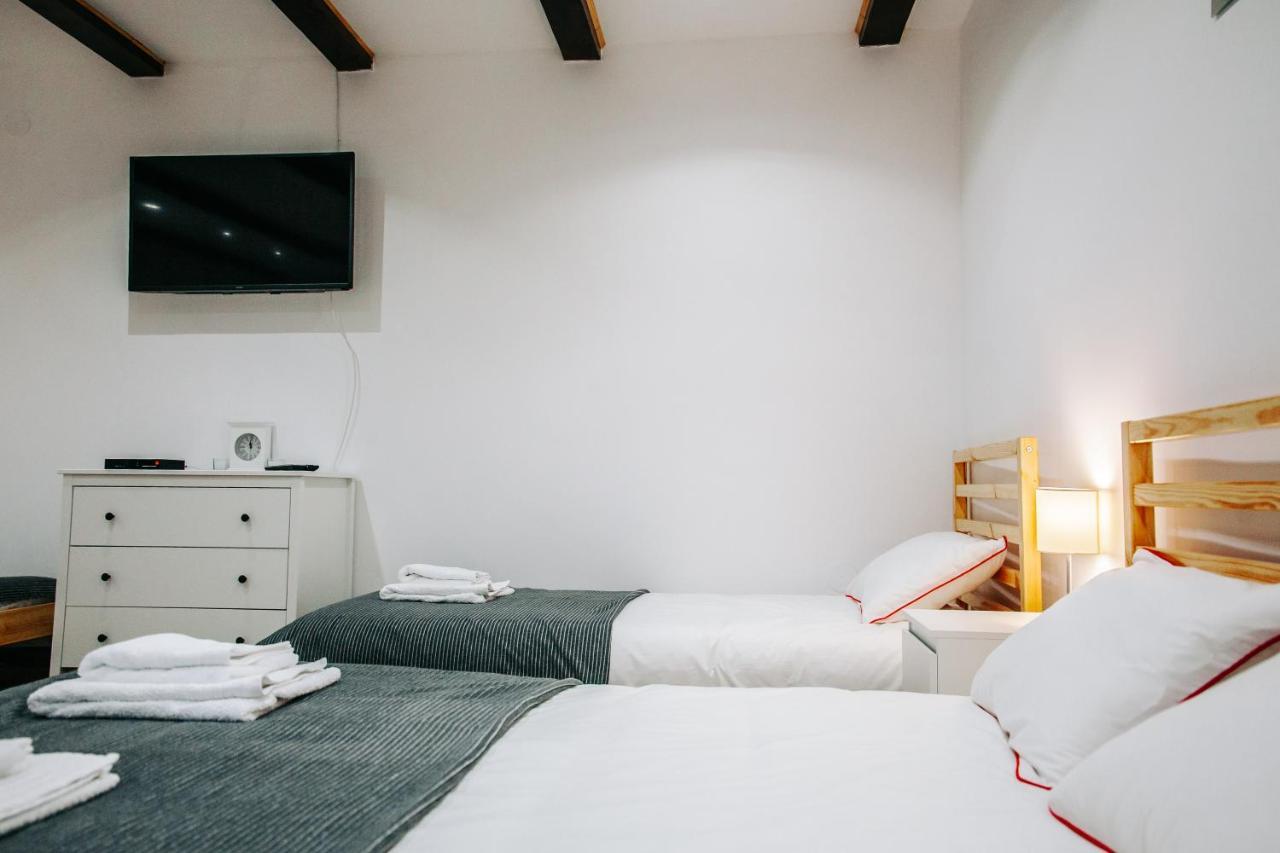 Kali Host Home Away From Home Târgu-Mureş エクステリア 写真