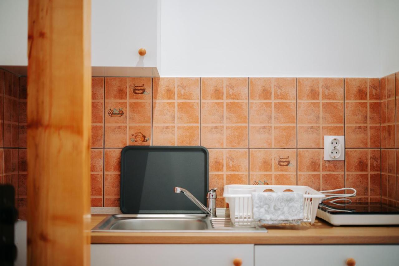 Kali Host Home Away From Home Târgu-Mureş エクステリア 写真